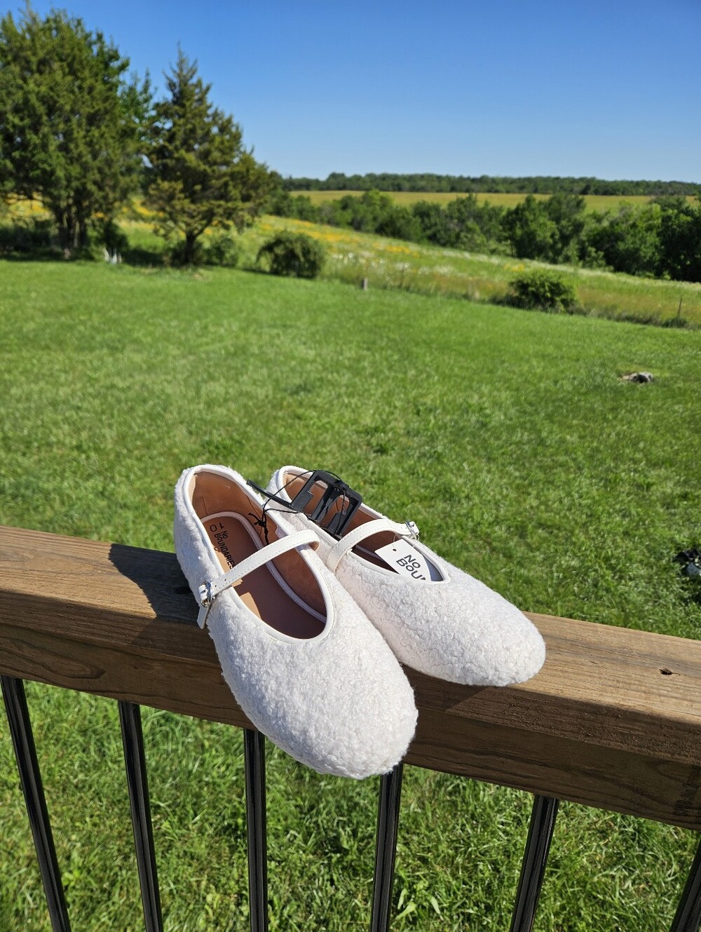 Boho Chic Faux Shearling Ballet Flats - Soft Fuzzy White Mary Janes